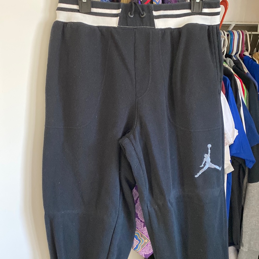 Large Jordan sweatpants